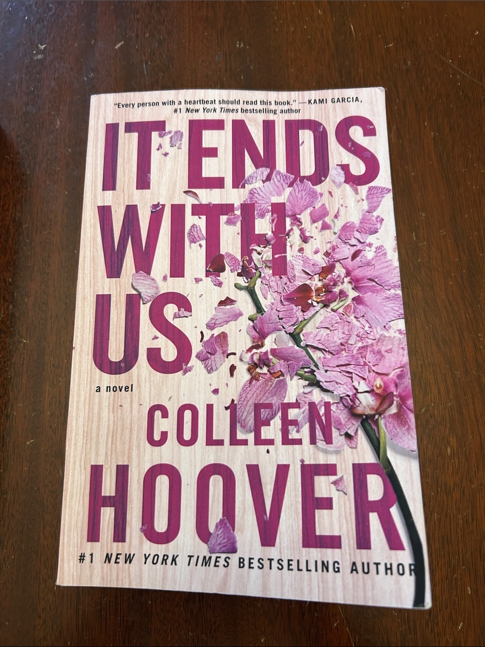 A Man Called Ove & It Ends With Us Paperback New - Picture 6 of 6